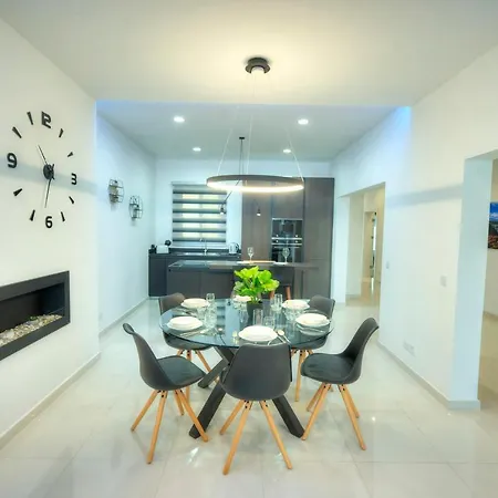 Spacious & Beautifully Furnished 3 Bedroom Acam1-1 * Sliema