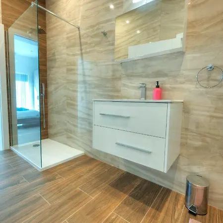Apartament Spacious & Beautifully Furnished 3 Bedroom Acam1-1 Sliema