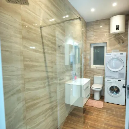 Spacious & Beautifully Furnished 3 Bedroom Acam1-1 سليمة