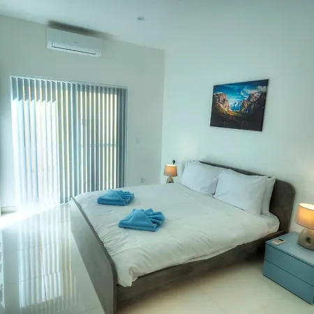 Spacious & Beautifully Furnished 3 Bedroom Acam1-1 아파트
